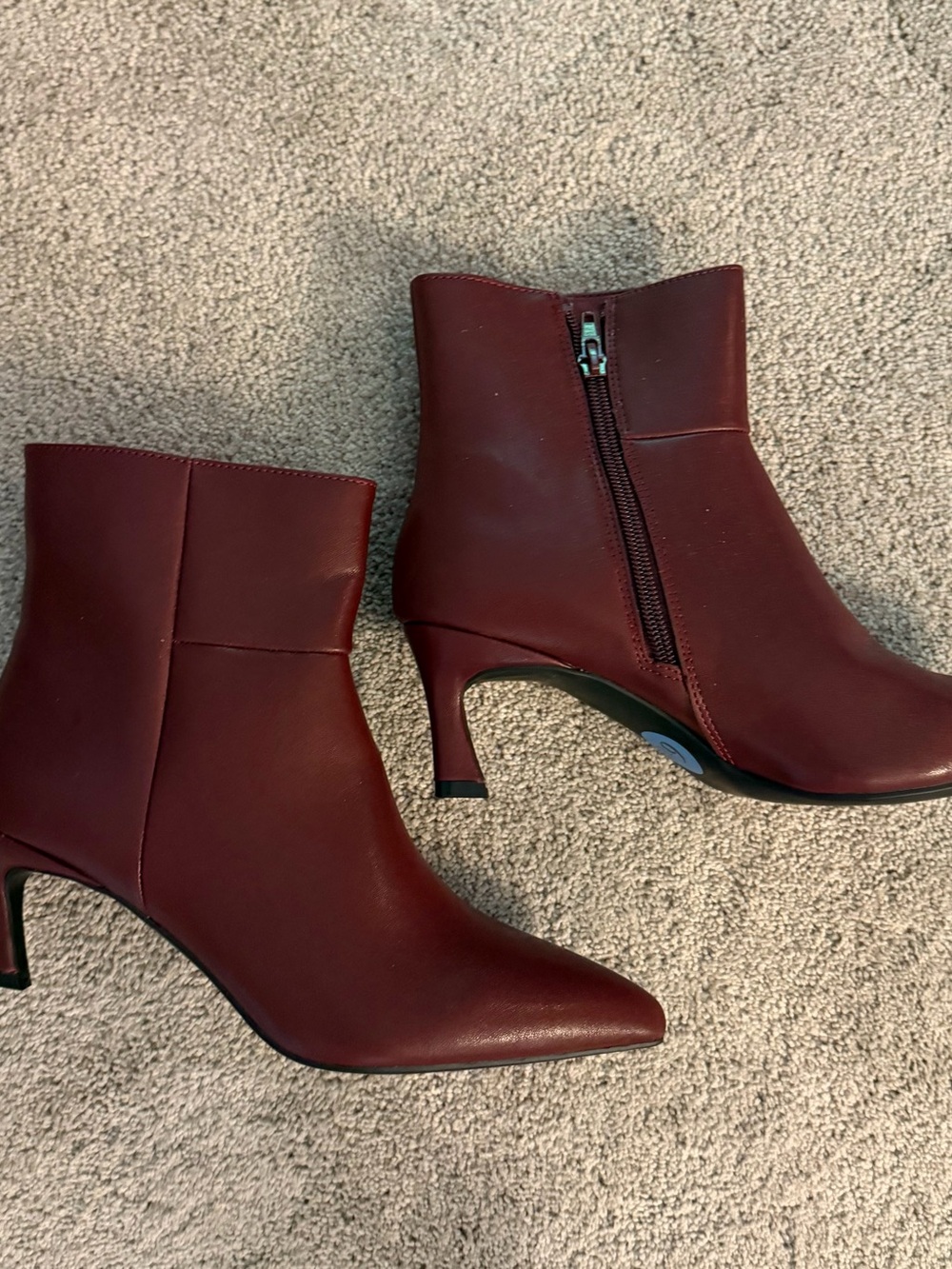 NWT Madden Girl Burgundy Stormy Pointed Toe Ankle Booties Sz 6.5